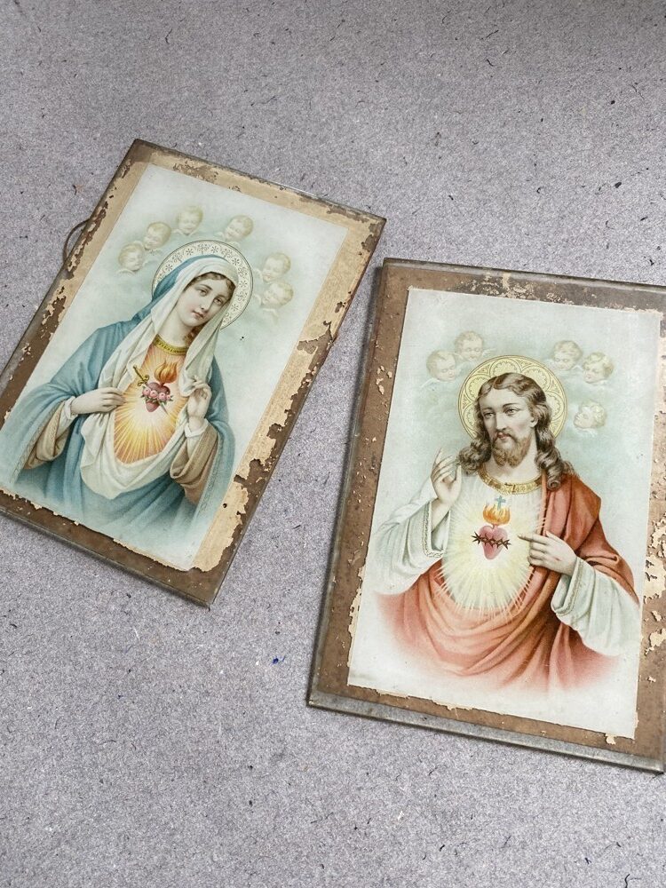 Starožitné svaté obrázky pod sklem, 2 ks