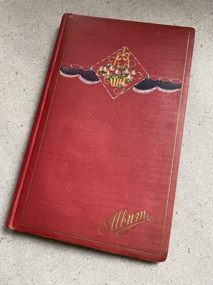 Album na pohledy, fotografie, 74 stran, 1.pol.20.stol.