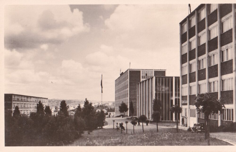 Pohlednice Zlín , známka Baťa s razítkem Památník T. Bati