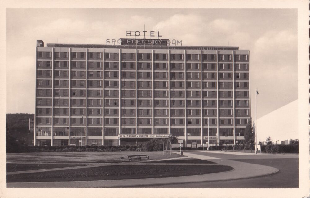 Pohlednice Zlín – Společenský dům