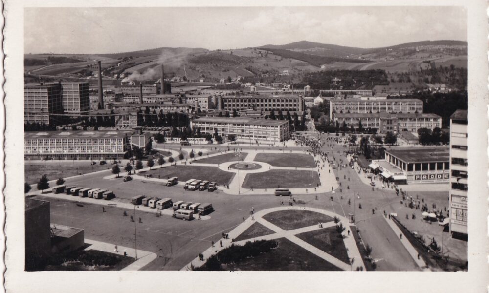 Pohlednice Zlín – Náměstí Práce, r.1937