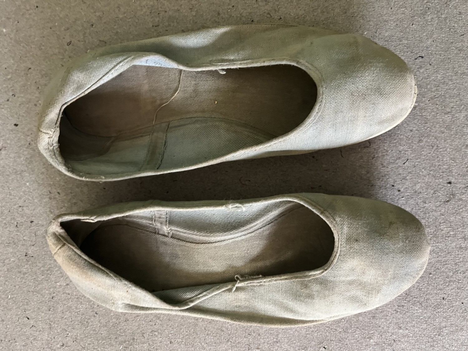 Cvičky, ťapky z dob socialismu, 3 páry Partizánske, 50-80.léta - Obrázek 5