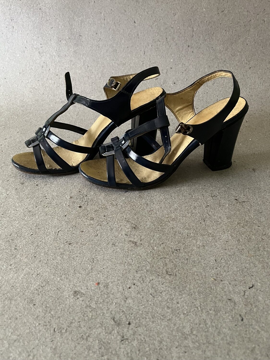 Dámské společenské boty na podpatku z dob socialismu, 3 páry - Obrázek 3