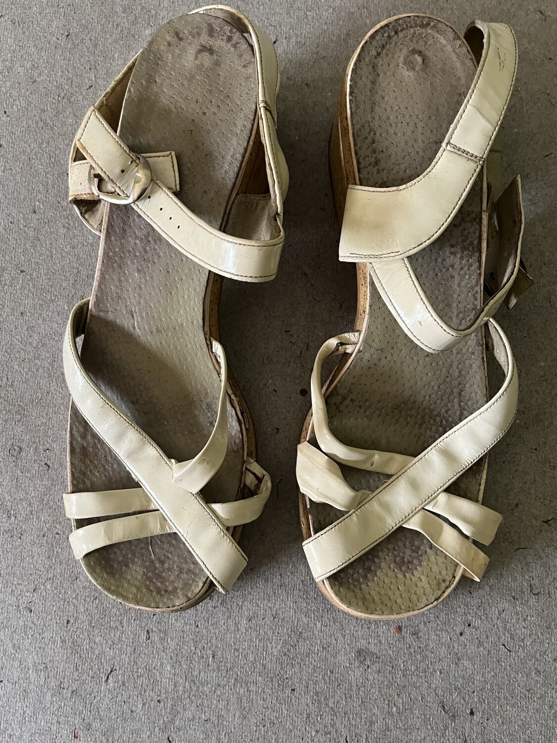 Dámské společenské boty na podpatku z dob socialismu, 3 páry - Obrázek 10