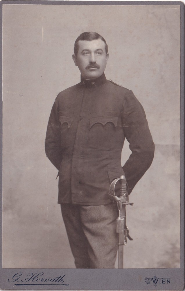 Kabinetka Vojsko,odznaky,šavle Giovanni Horvath, Vídeň 1914