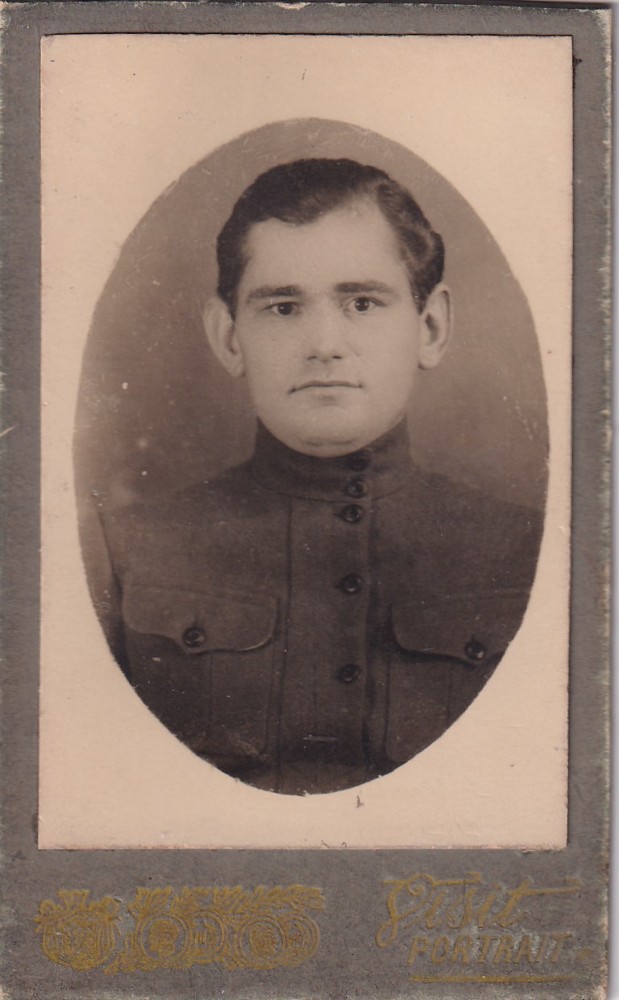 Vizitka Vojsko, portrét vojáka 1.pol.20.stol.