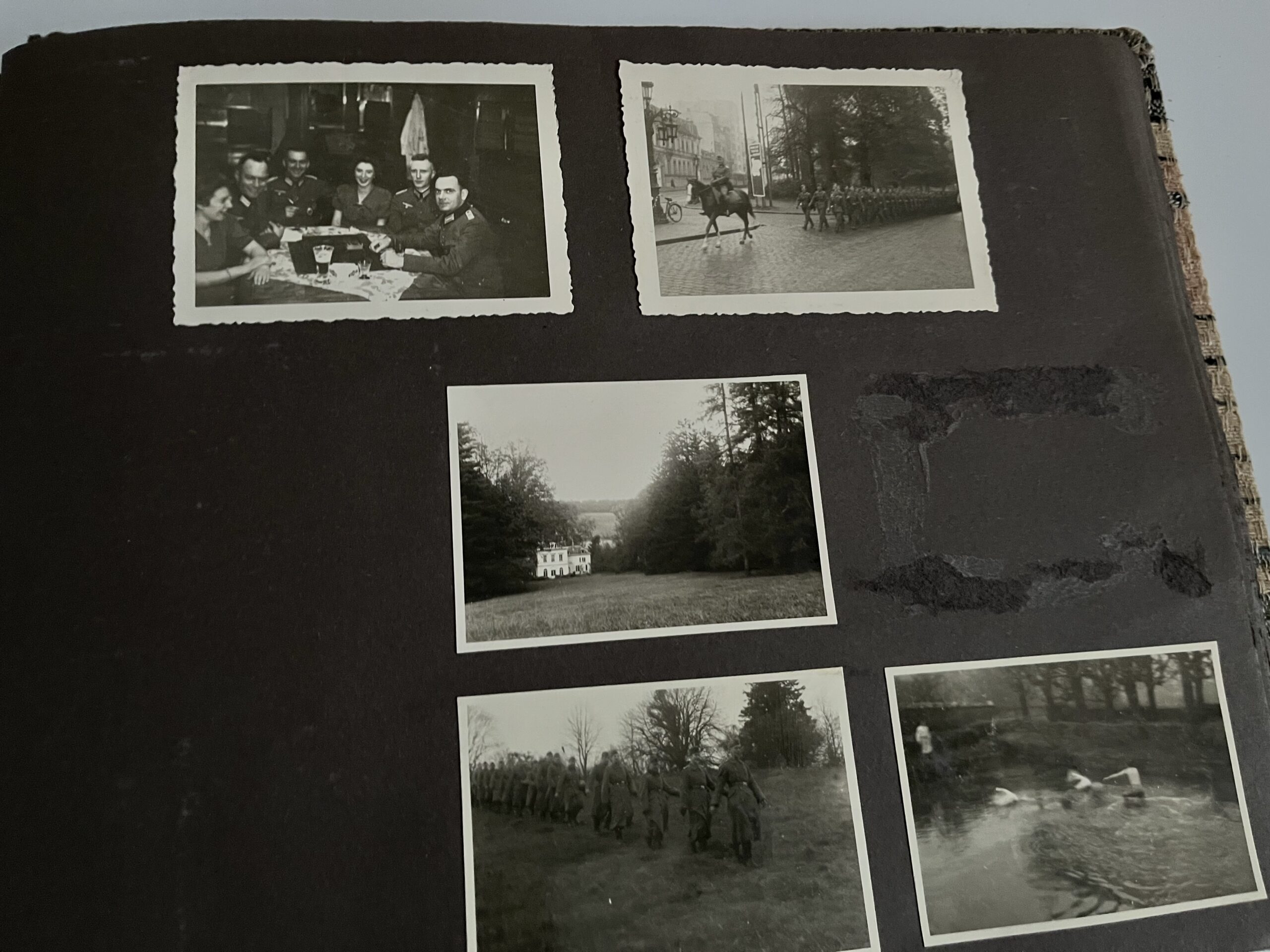 Album+kufřík fotografií německého vojáka z fronty, okupovaných oblastí 400ks - Obrázek 17