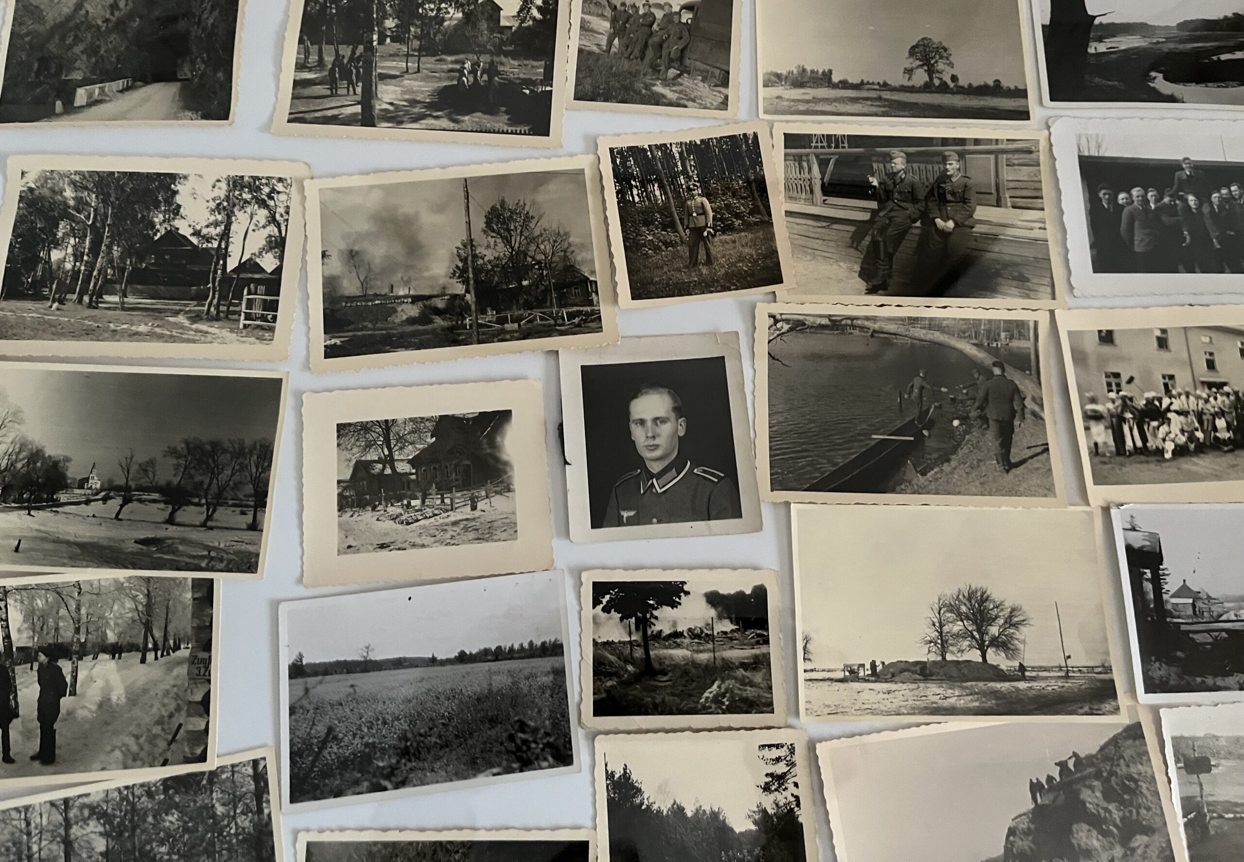 Album+kufřík fotografií německého vojáka z fronty, okupovaných oblastí 400ks - Obrázek 20