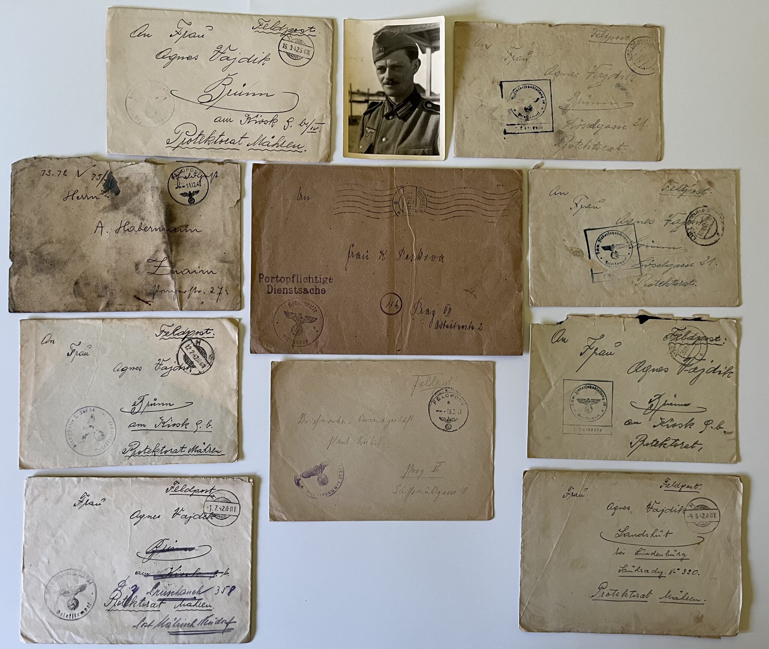 Polní pošta, vojenská korenspodence, foto vojáka 2.světová válka 17ks