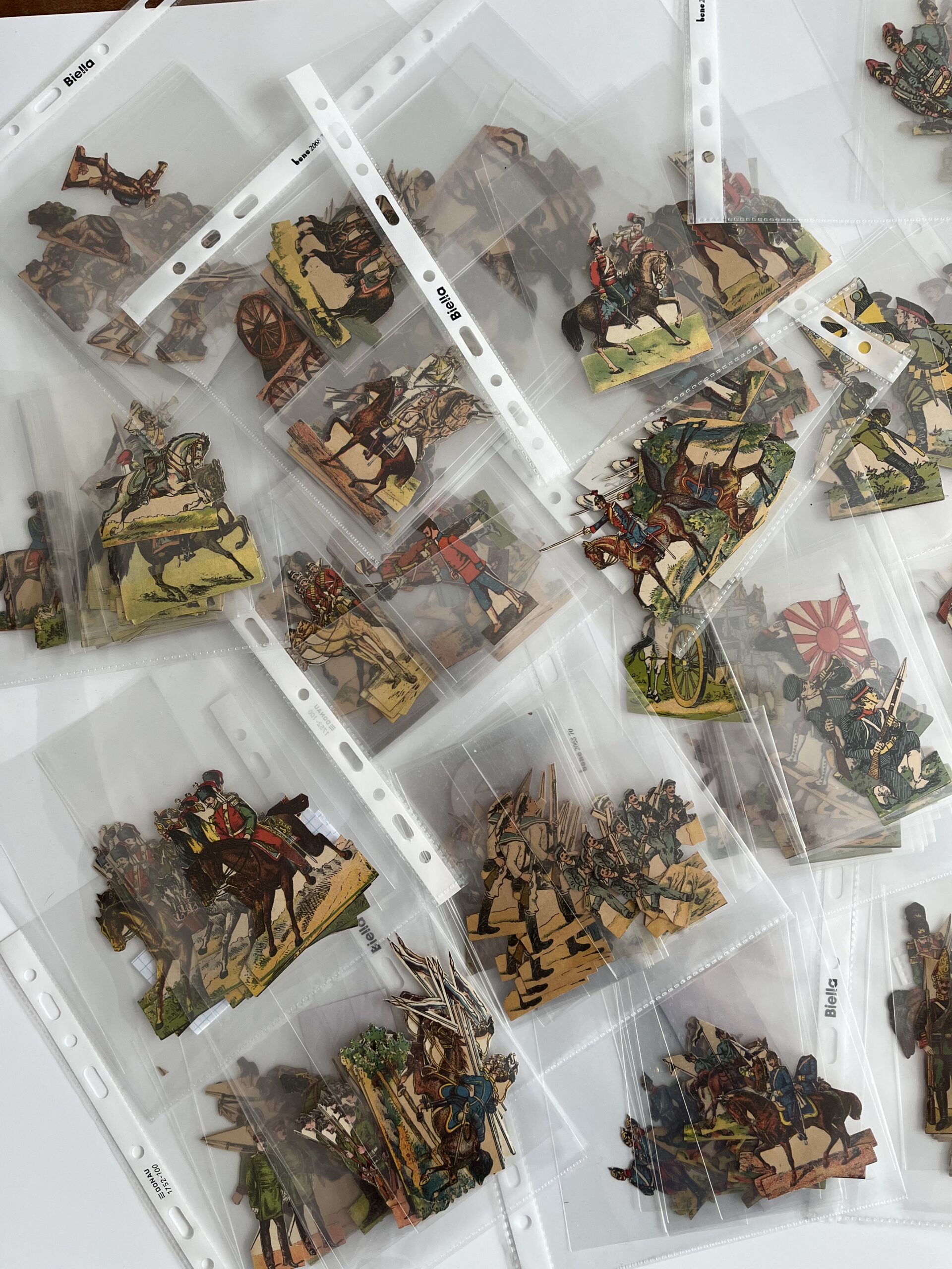 Papírové figurky vojáčků 1287ks různé armády,dělostřelci,námořníci... - Obrázek 5