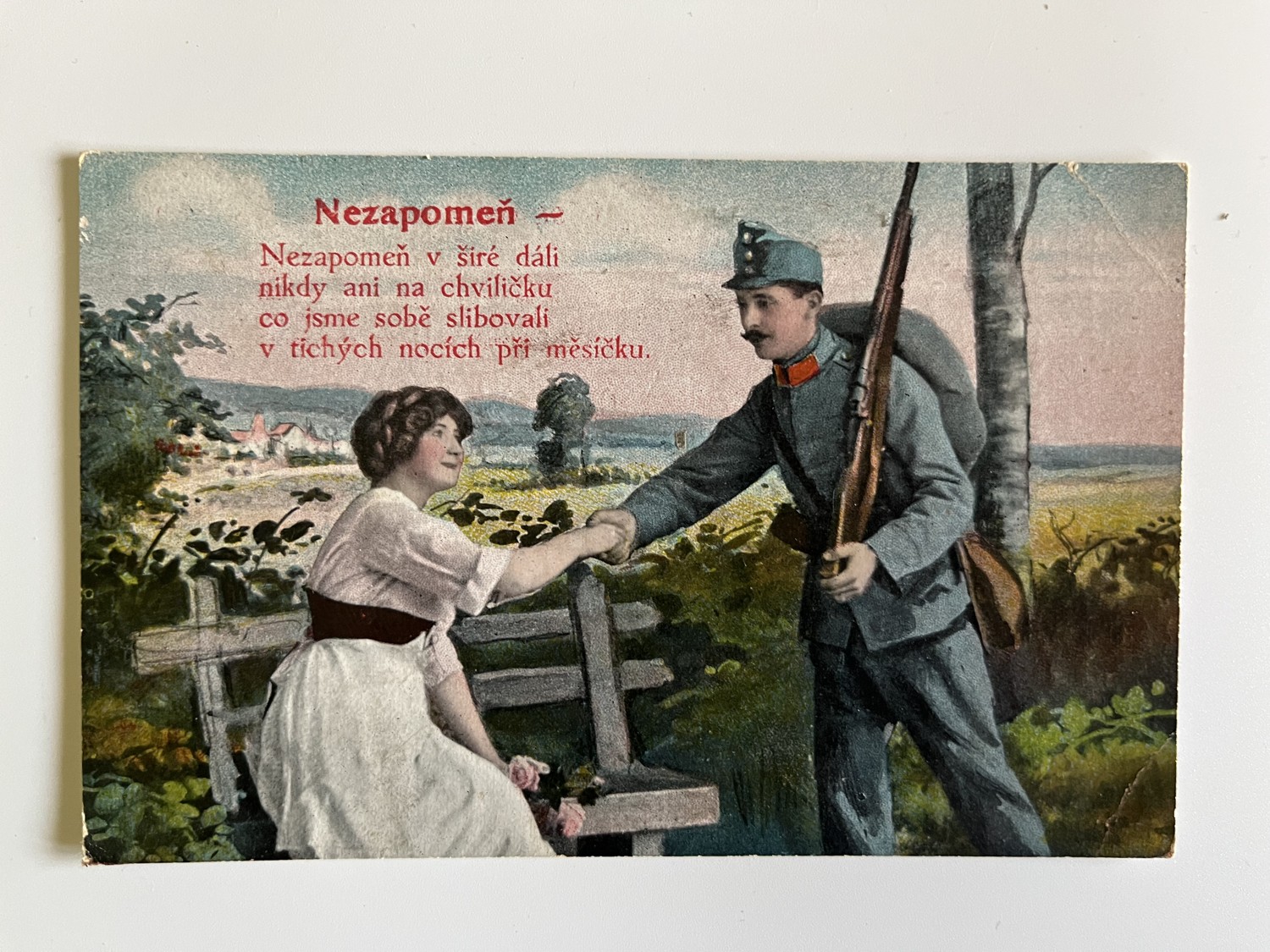 Vojenská pohlednice s verši RU, WW1 Voják s rodinou, dívkou série 8 ks - Obrázek 2