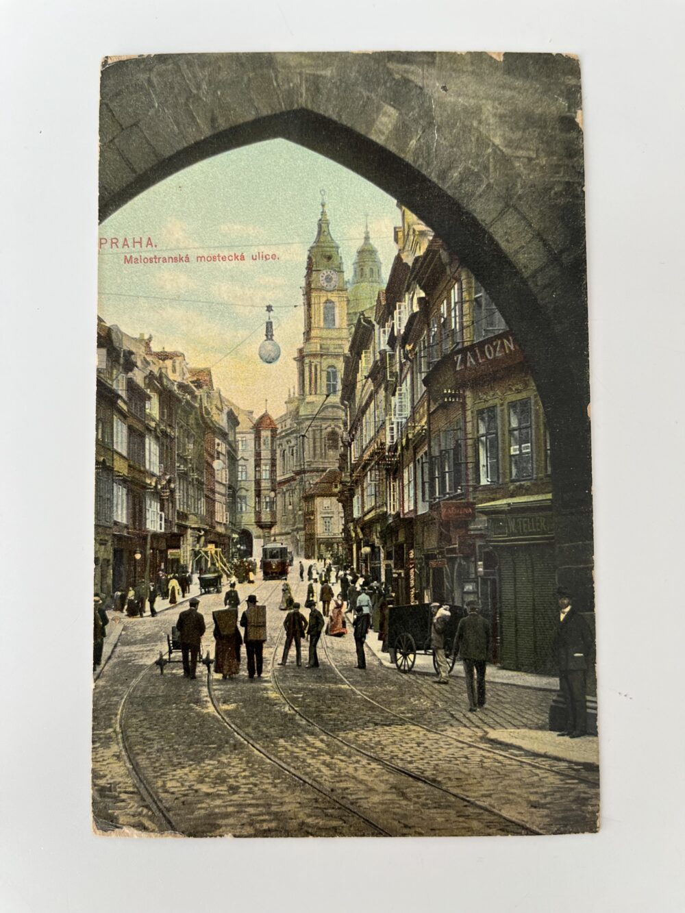 Pohlednice místopis Praha - Malostranská mostecká ulice, tramvaj