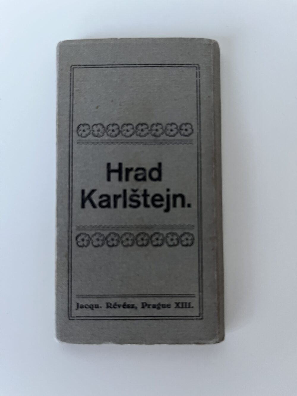 Leporelo Hrad Karlštejn, 12 snímků razítko Karlštejn / Na hradě