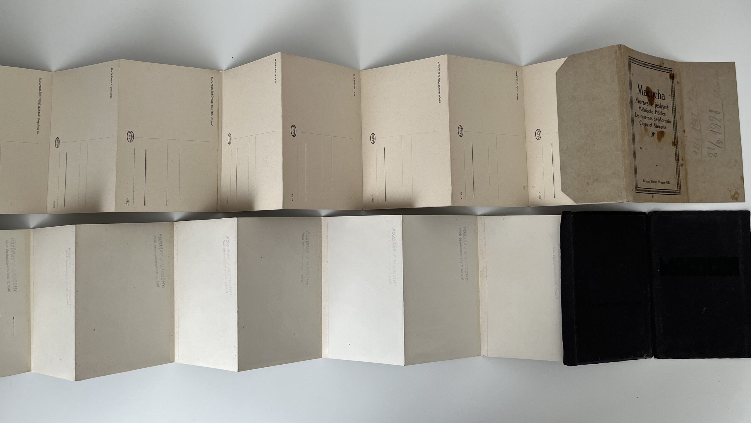 Leporelo Moravský kras Macocha, 5 ks razítko 1.pol.20.stol. - Obrázek 11