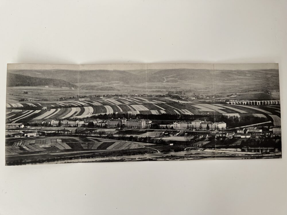 Dlouhá pohlednice, rozkládací místopis Přerov, r.1922