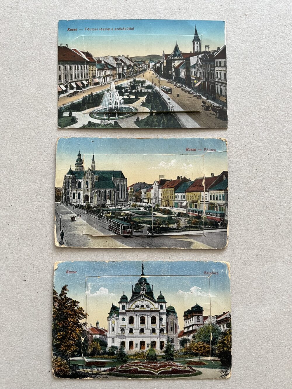 Pohlednice s leporelem Košice ulice s fontánou, divadlo Slovensko 1917