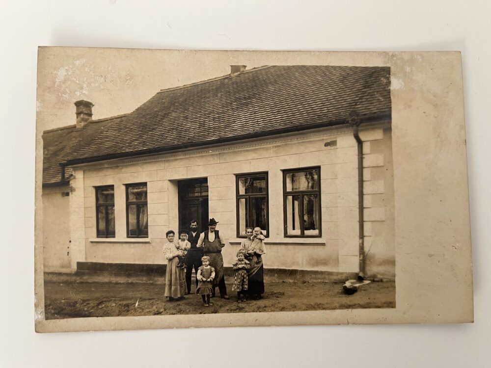 Pohlednice Sezemice okres Pardubice, reál. fotografie RU