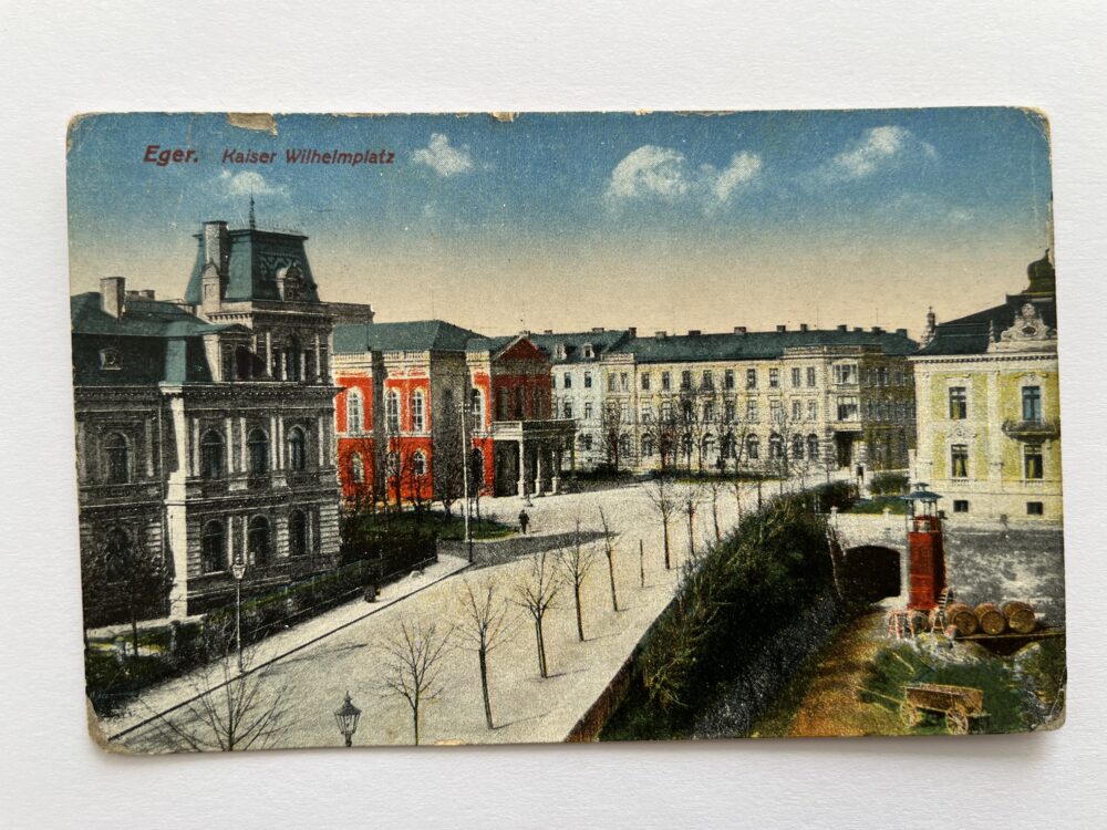 Pohlednice místopis Cheb - Kaiser Wilhelm Platz, divadlo r. 1918