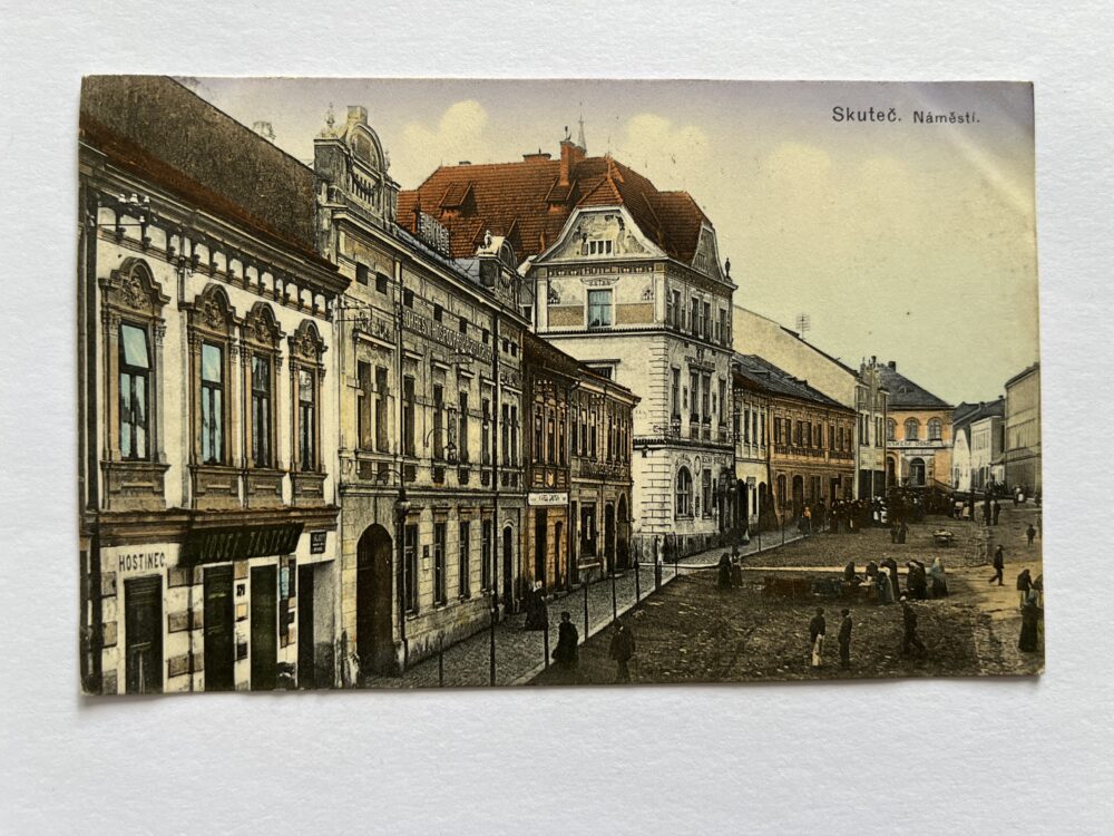 Pohlednice Skuteč - Náměstí, hostinec, hotel okres Chrudim RU
