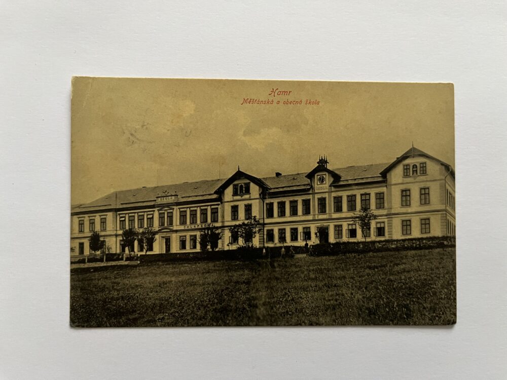 Pohlednice Hamr - Měšťanská a obecná škola, rok 1912
