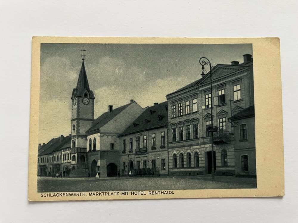Pohlednice OSTROV tržní náměstí, hotel, nájemný dům okr. Karlovy Vary
