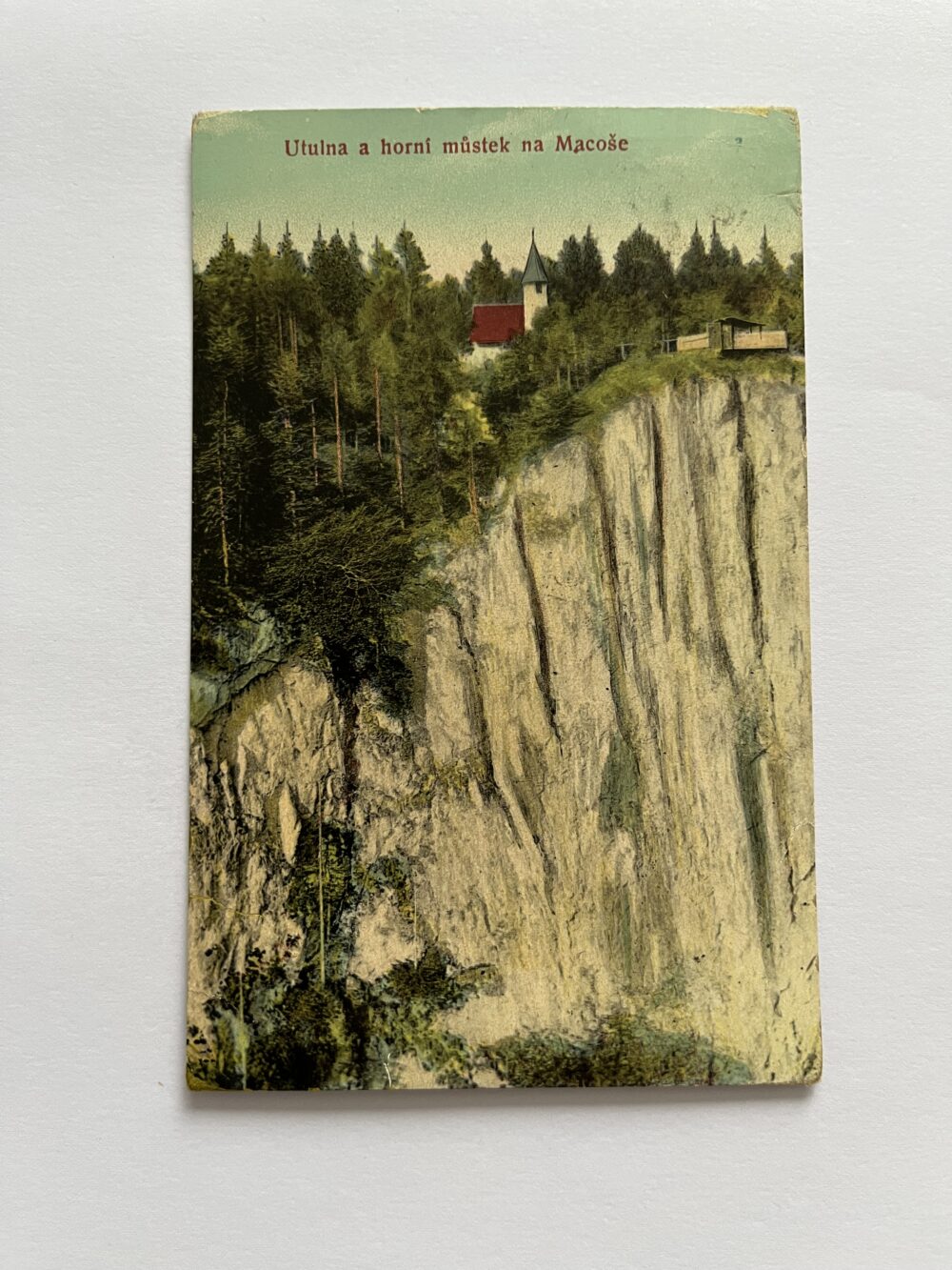 Pohlednice Útulna a horní můstek na Macoše, okres Blansko