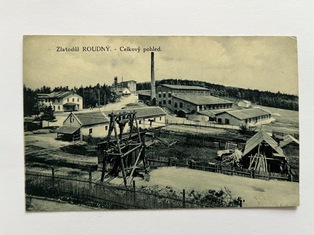 Pohlednice Zlatodůl Roudný - celkový pohled, okres Benešov r.1930