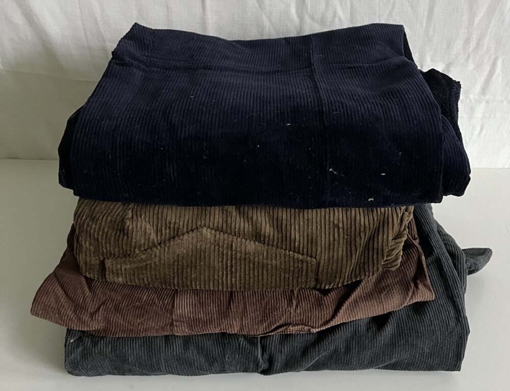 Konvolut pánských kalhot - Manšestrové kalhoty z dob socialismu