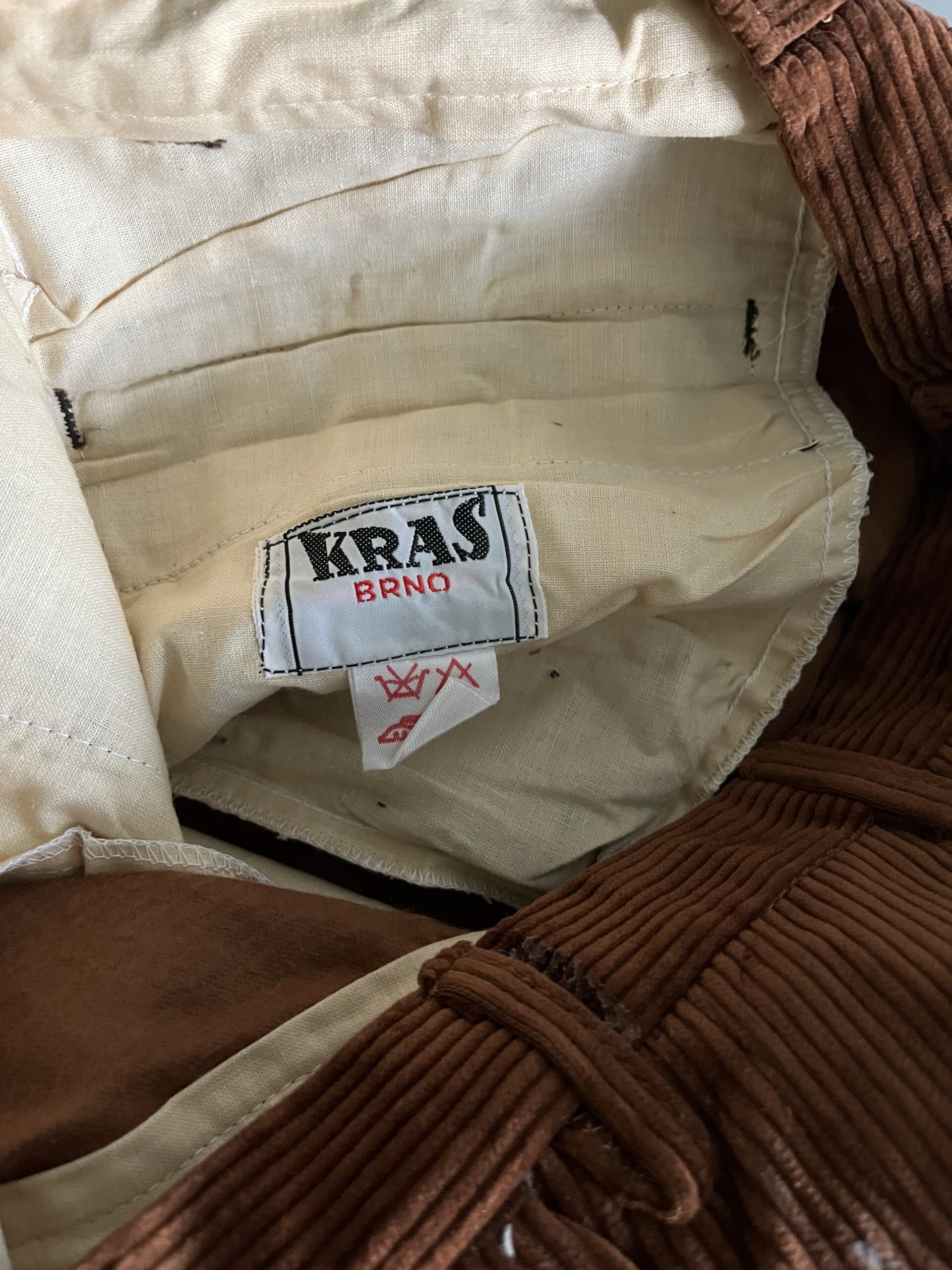 Dámské kalhoty z dob socialismu - Manšestrové kalhoty Kras Brno 4 ks - Obrázek 2