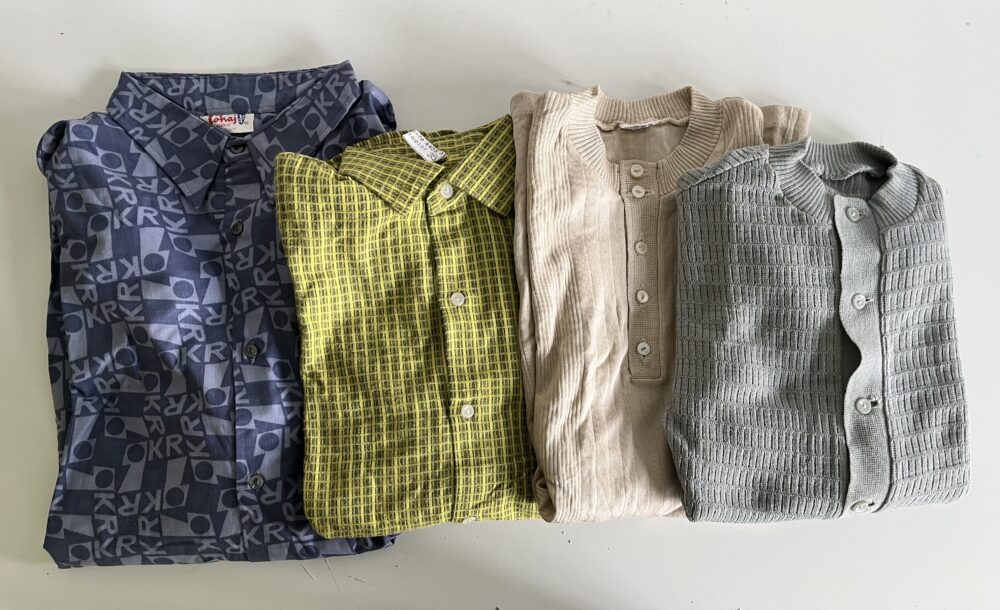 Konvolut pánského oblečení z dob socialismu, košile Šohaj Strážnice