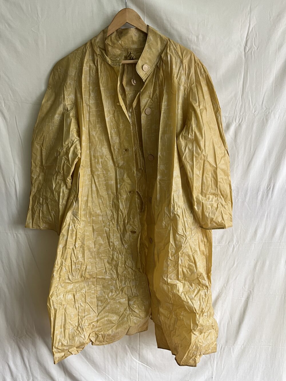 Pláštěnka, plášť do deště z dob socialismu