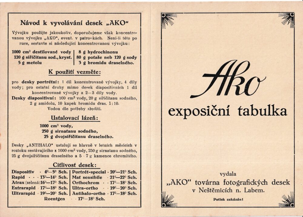 Karta AKO exposiční tabulka továrna foto.desek Neštěmice 1.pol.20.st.