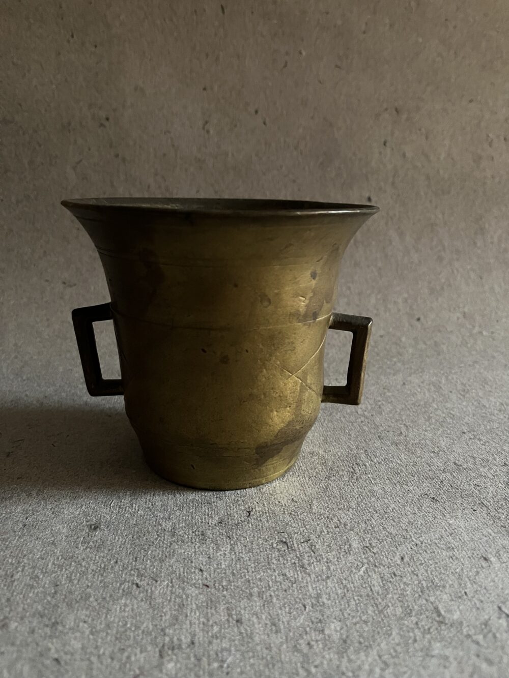 Starožitný mosazný hmoždíř 1. polovina 19. století Biedermeier