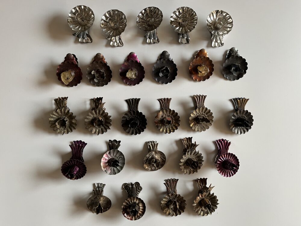 Starožitné vánoční skřipce na svíčky, 26 ks 1.pol.20.stol.