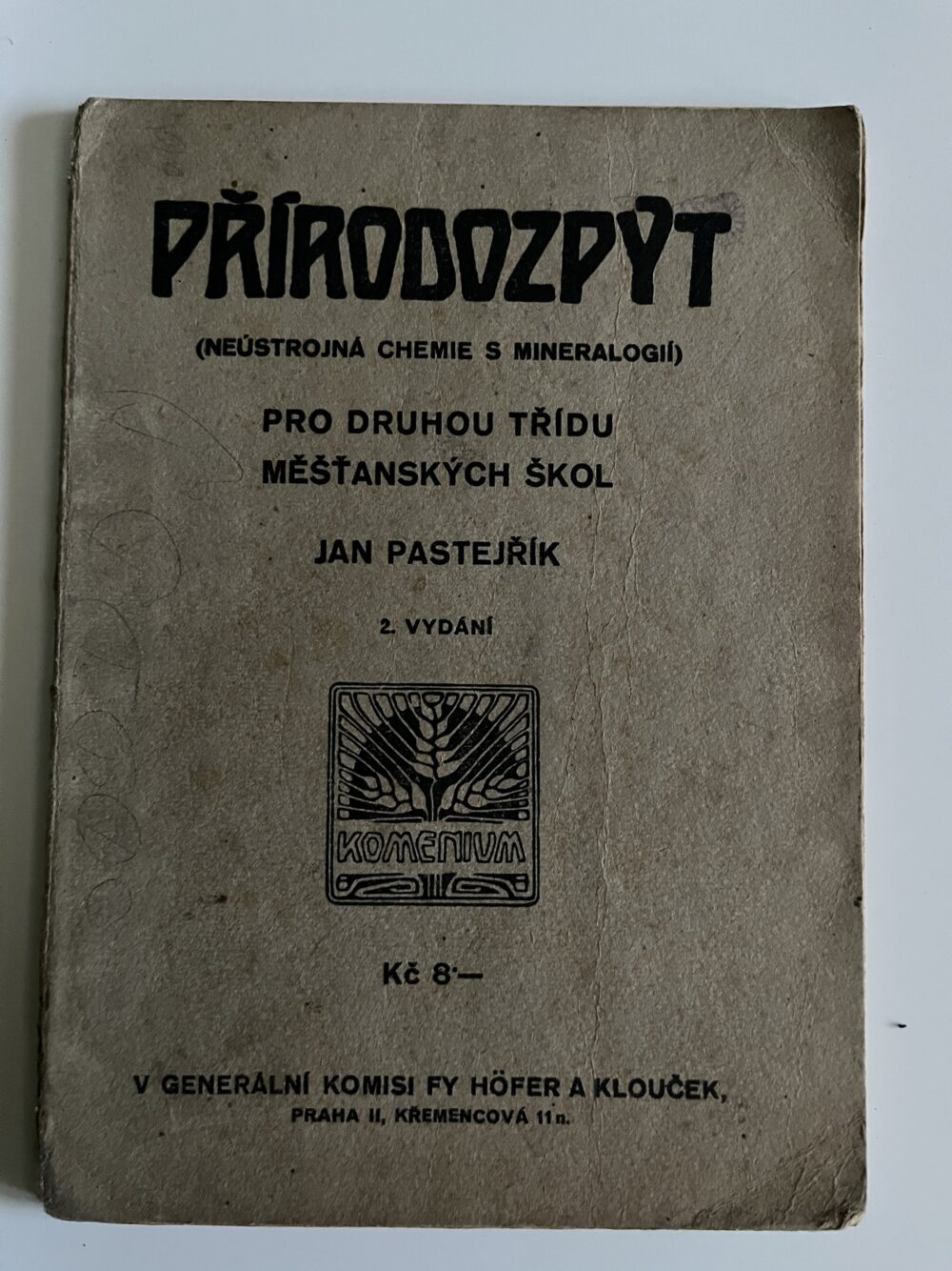 Kniha Přírodozpyt pro 2.třídu měšťanských škol, 63 obrázků mapka 1935