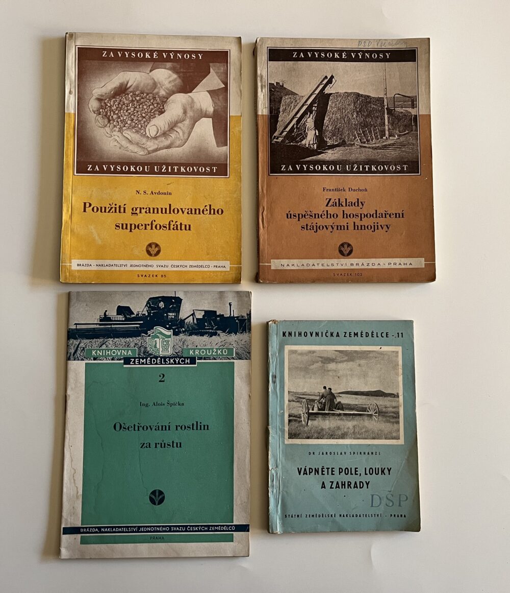 Knihy - Zemědělství, 4 ks 2.pol.20.stol.