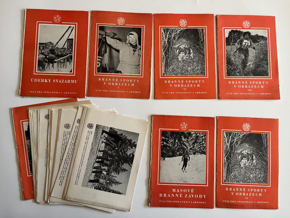 Svazarm - Branné sporty v obrazech, 138 snímků