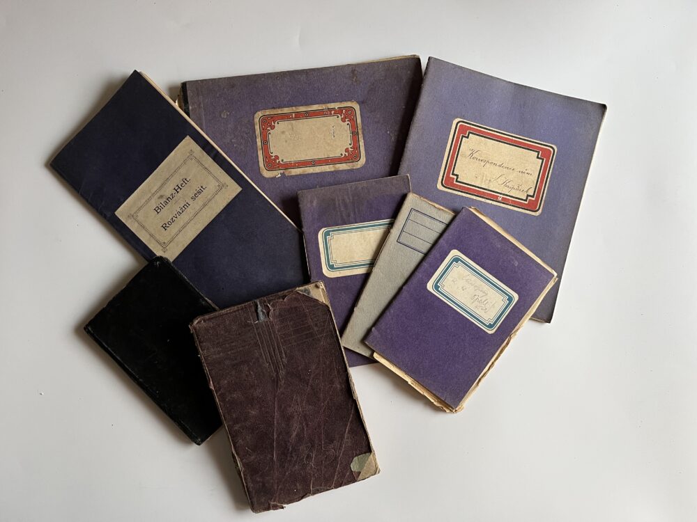 Sešity, zápisníky, památník 8 ks, 1.pol.20.stol.