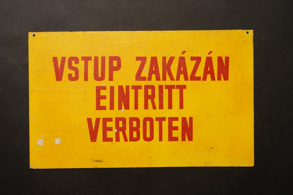 Cedule plechová - Vstup zakázán 20. stol.