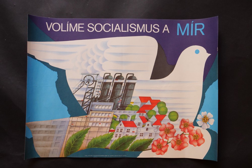 Plakát Volíme socialismus a MÍR, holubice autorka Skálová 1981