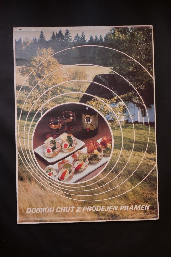 Reklamní plakát - Dobrou chuť z prodejen Pramen chlebíčky, víno