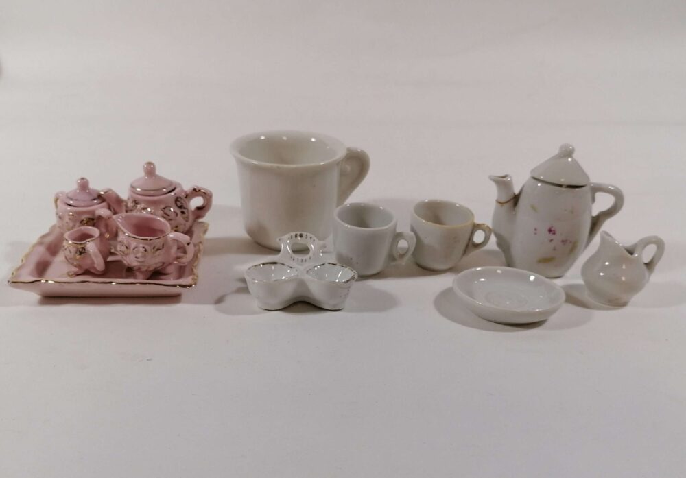 Dětské porcelánové nádobíčko, 12 ks 1.pol.20.stol.