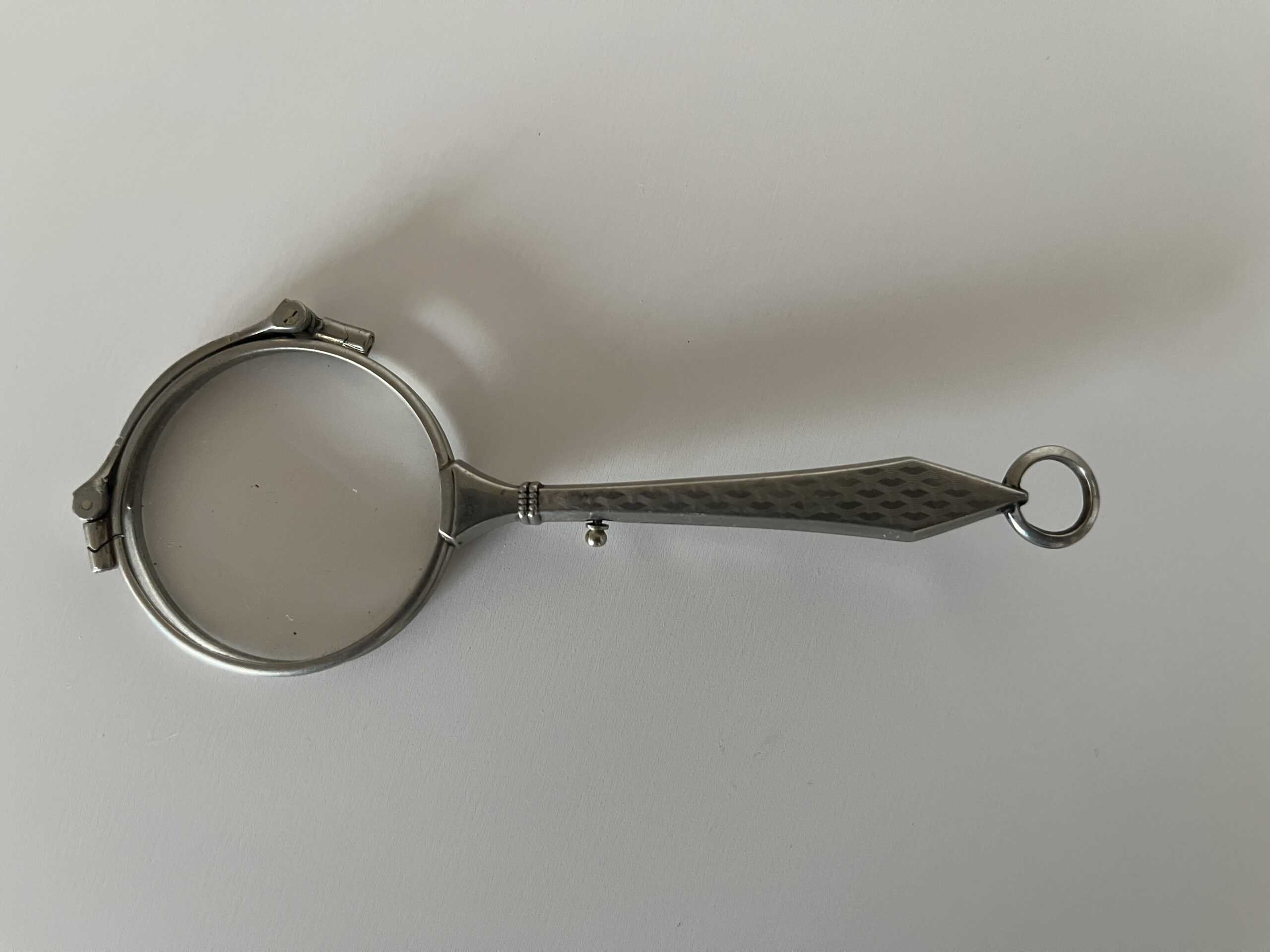 Starožitné skládací brýle lorňon - lorgnette s dlouhou šikmou rukojetí